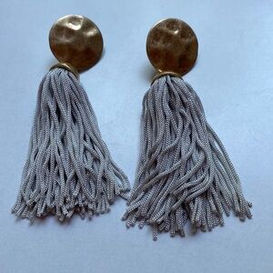 Francesca’s Collection Gray Tassel‎ Earrings